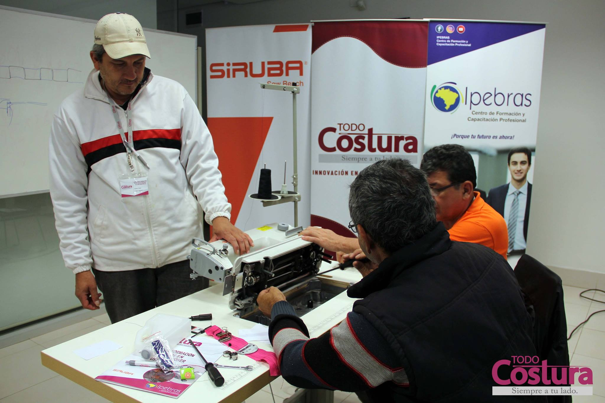 Curso de Formación para Técnicos en Máquinas de Coser Industriales.