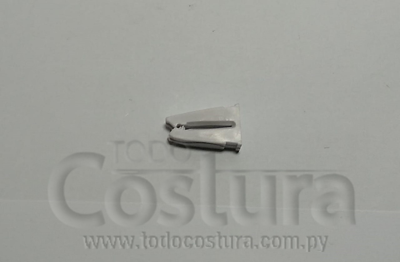 GUIA HILO SUPERIOR SINGER 875