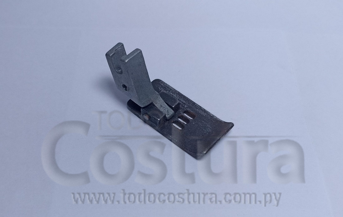 PRENSATELA (3 AGUJAS) COLLARETA GK357