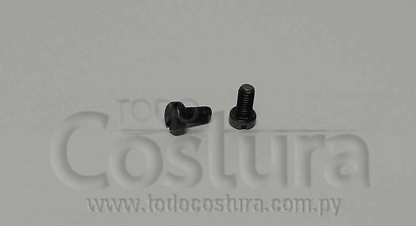 TORNILLO (2) DEL DIENTE TRASERO OVERLOCK SIRUBA 700K