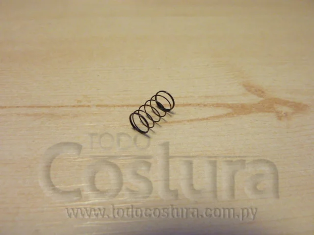 RESORTE DEL TENSOR DE BARRA DE AGUJA COLLARETA SIRUBA F007K