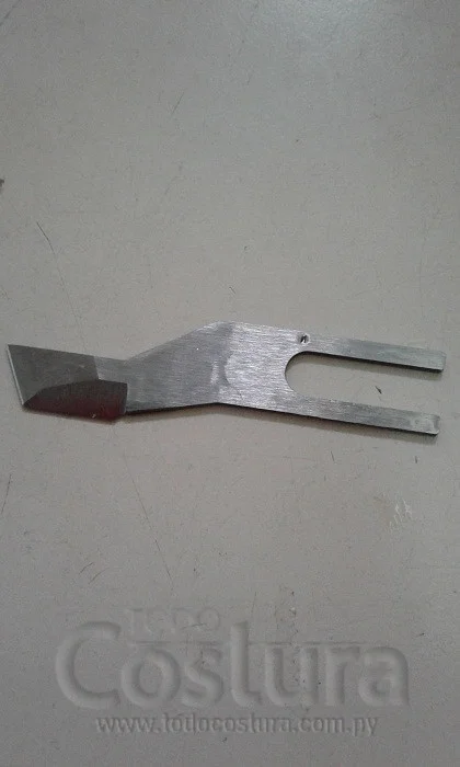 CUCHILLA DOBLE AGUJA SIRUBA T828-42-127KL/C