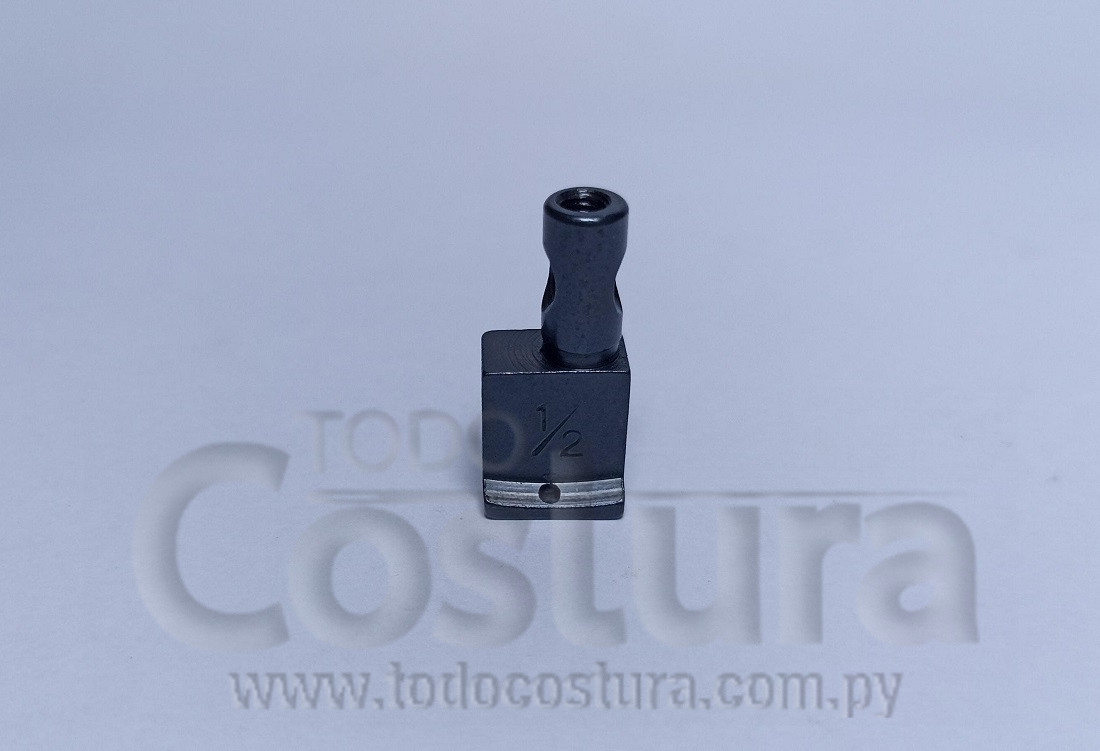COLLAR DE AGUJA (1/2 - IZQUIERDO) DOBLE AGUJA REBATIBLE JUKI LH-1152