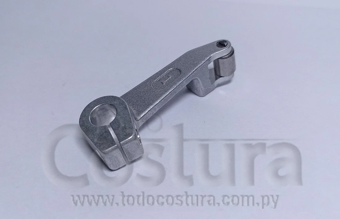 BIELA (B) CONECTOR DEL TIRA HILO BORDADORA RICOMA CHT