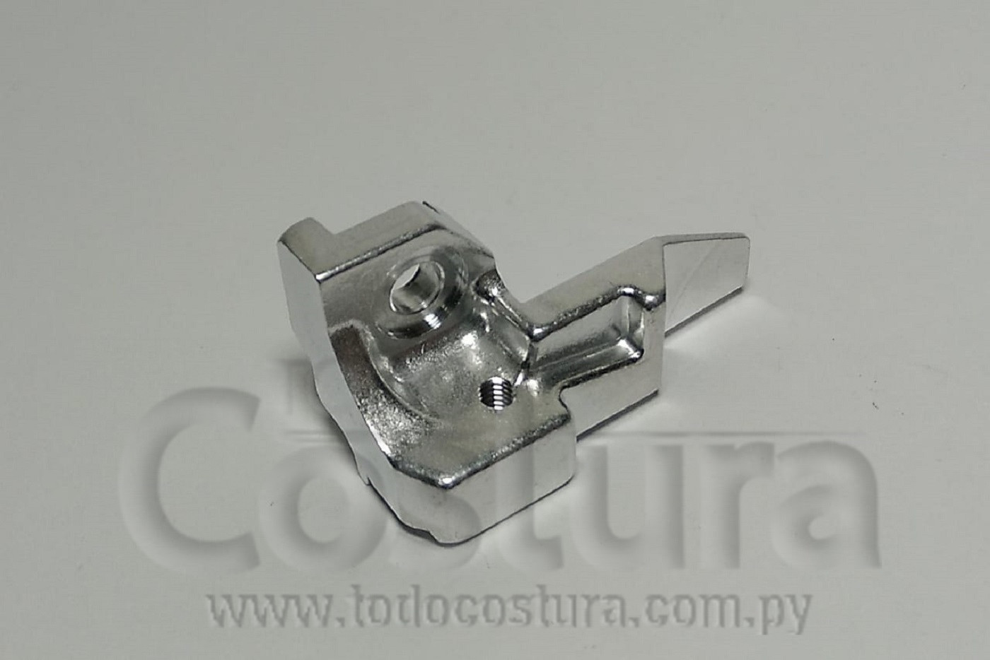 SOPORTE DE CUCHILLA SUPERIOR OVERLOCK SIRUBA 757K