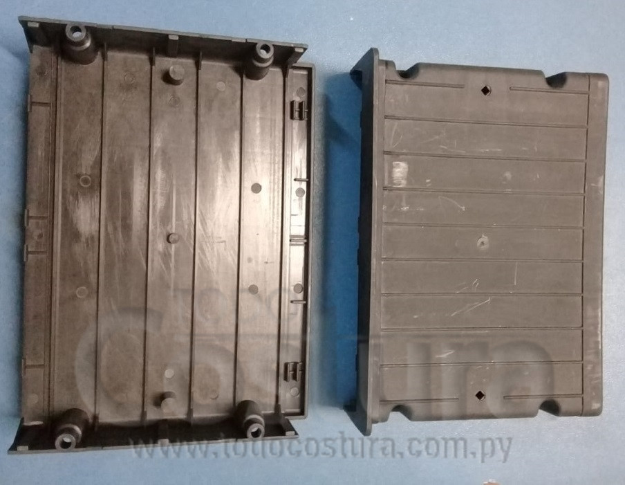 TAPA APOYA PLANCHA DE PLASTICO WILLPEX WP-75