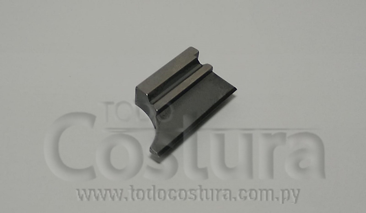 CUCHILLA DE MARTILLO (LARGO:42MM) OJALADORA BROTHER 9820-02