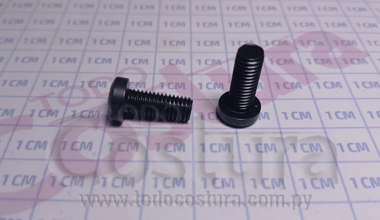 TORNILLO TAPA SUPERIOR OVERLOCK SIRUBA 757F