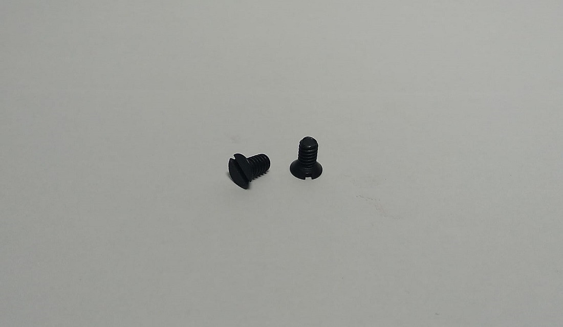 TORNILLO DE CUCHILLA P/ COSEDORA DE BOLSA WILLPEX GK26-1A