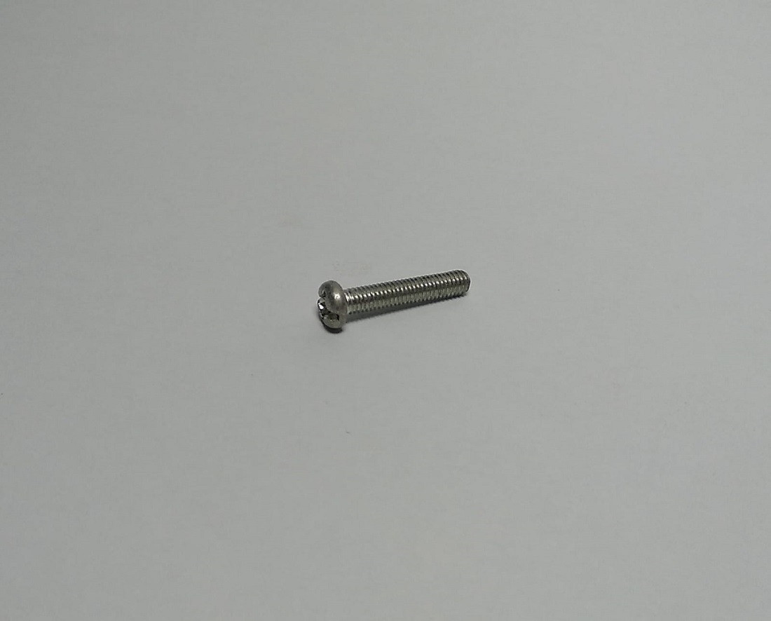 TORNILLO (2) DEL SOPORTE DE CUCHILLA-COSER BOLSA WILLPEX GK26-1A