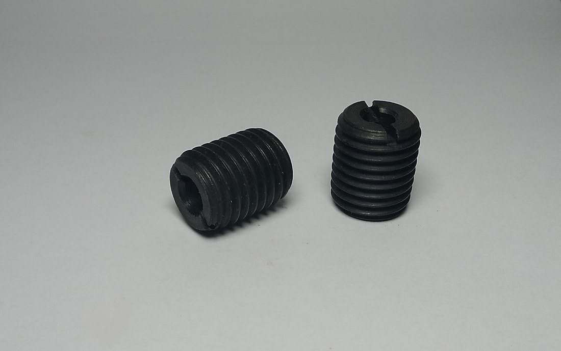 TORNILLO DEL PERNO DE BARRA DE AGUJA-COSER BOLSA WILLPEX GK26-1A