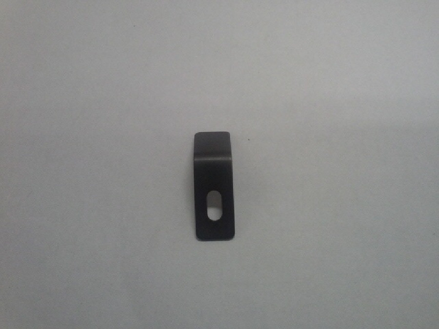 CHAPITA DE LA TAPA PROTECTOR DE AGUJA OVERLOCK GEM757F