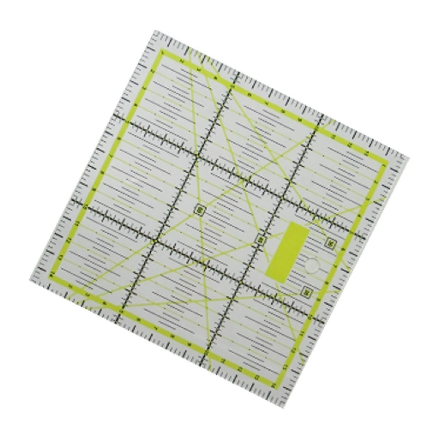 REGLA QUILTING 15X15CM