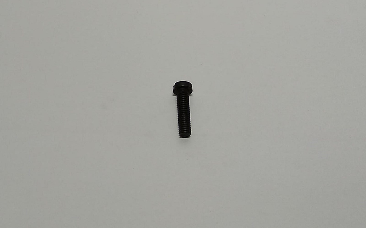 TORNILLO DEL SOPORTE DE CUCHILLA OVERLOCK GN6