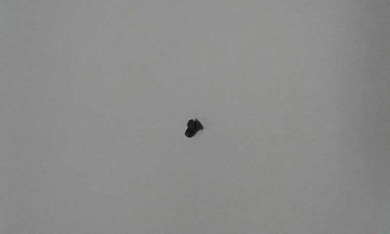 TORNILLO SUJ. DE AGUJA OJALADORA ELECT. BROTHER HE800