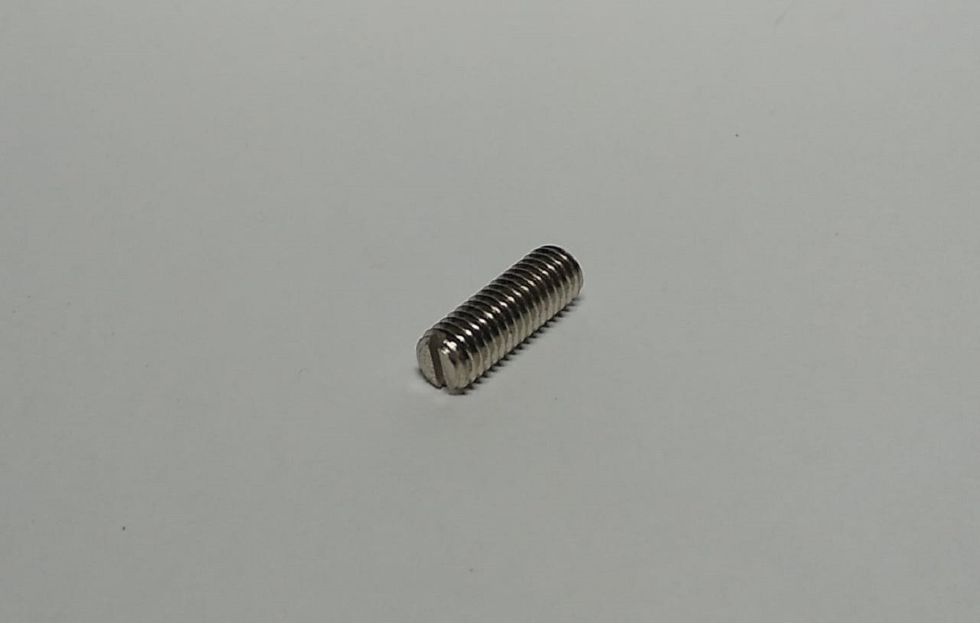 TORNILLO ATRACADORA BROTHER KE430D