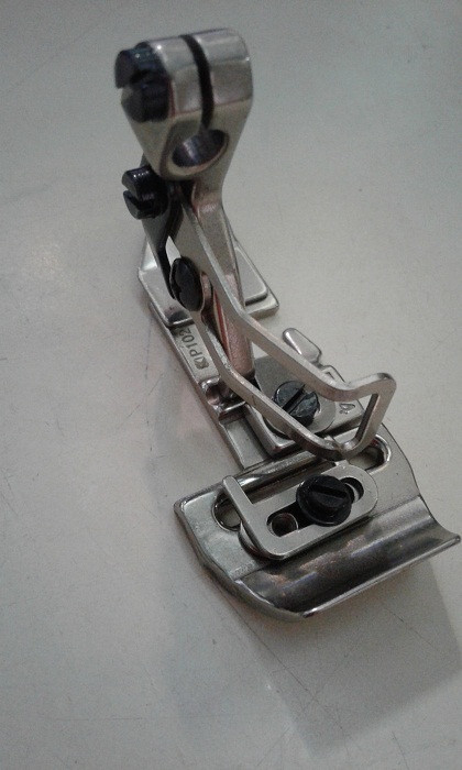 PRENSATELA 2-20MM (PARA ELASTICO) OVERLOCK SIRUBA 747K/LFC-3
