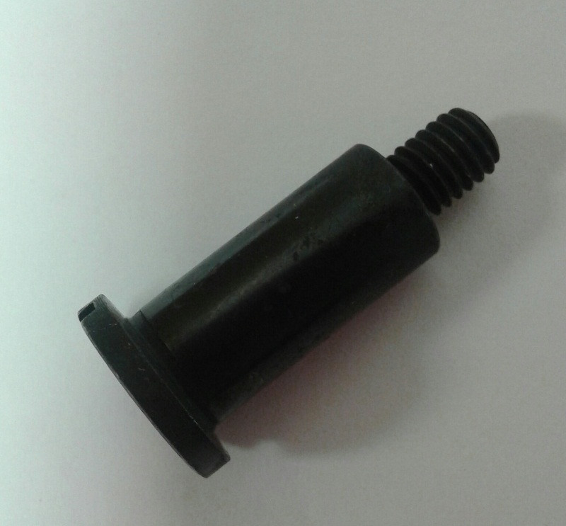 TORNILLO DE PALANCA DEL PULLER ENGOMADORA SIRUBA VC008