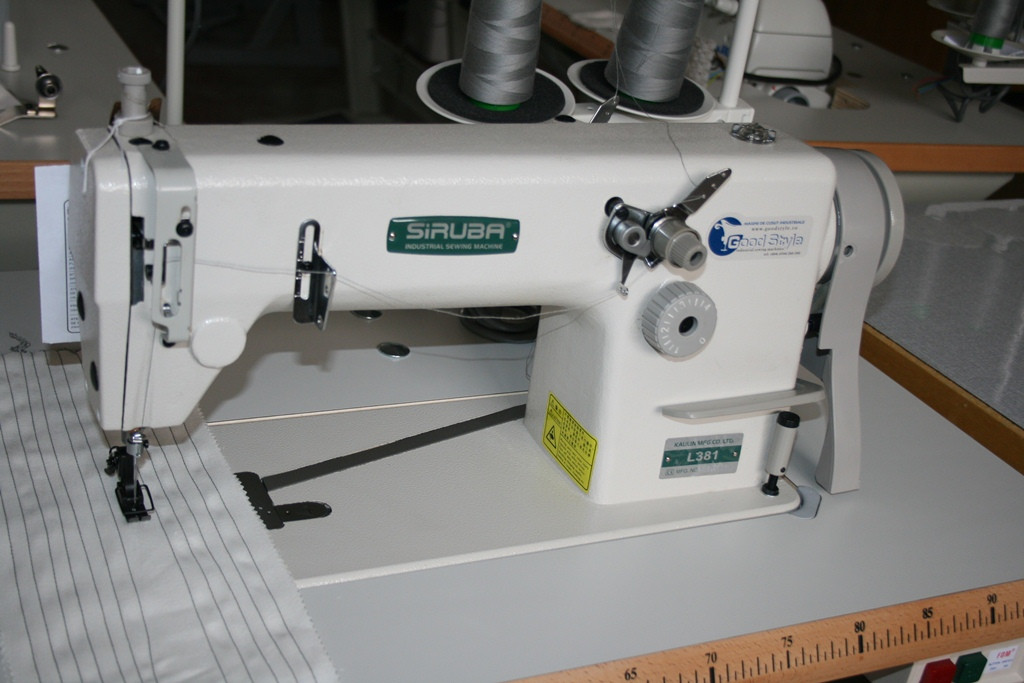 RECTA (1 AGUJA ; CON PULLER) CADENETA SIRUBA L381-P