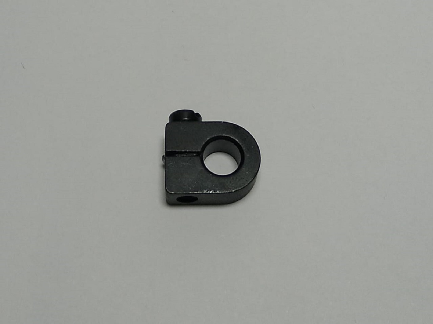 ABRAZADERA COSEDORA DE BOLSA SIRUBA AA-6
