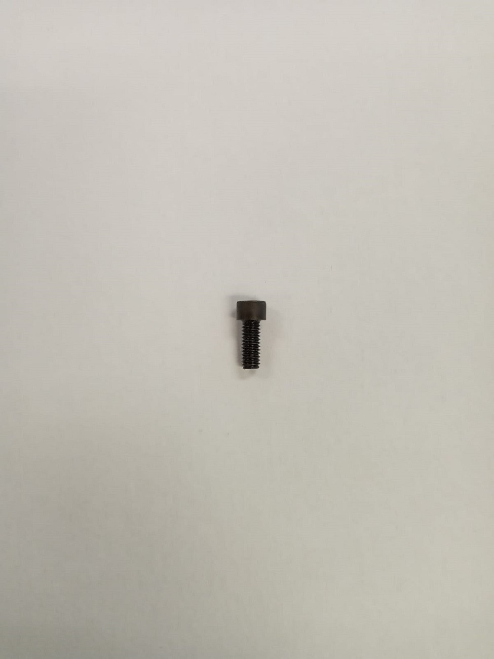TORNILLO DE ABRAZADERA DE CUCHILLA MOVIL OVERLOCK JACK C4
